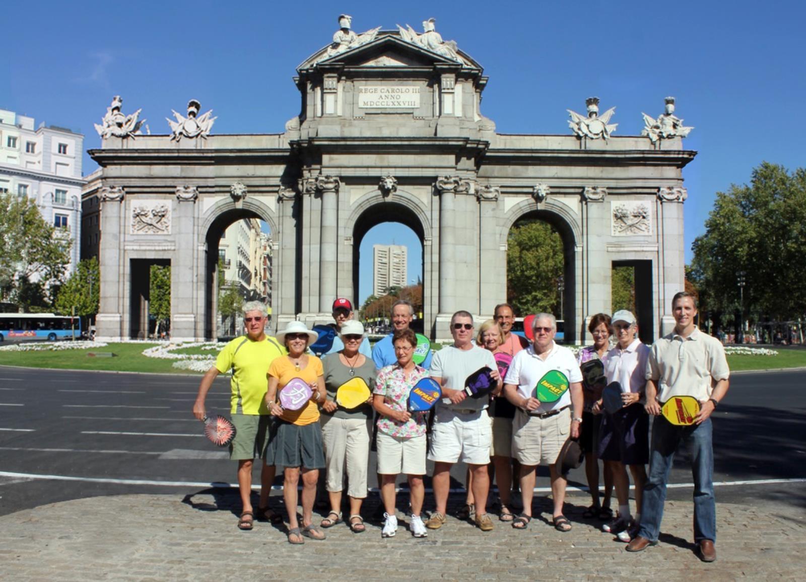 The Gate of Alcala, Madrid.jpg